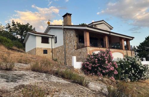 Arenas de San Pedro House | Casa Paco de Gredos