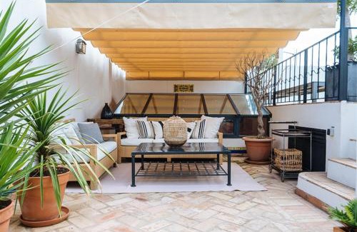 San Bartolome House | CASA PALACIO SXVIII CON PISCINA en centro histórico de SEVILLA