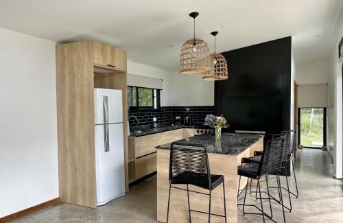Los Acantilados Apartment | Casa Paola I Casa Studio en Acantilados con pileta 4PX I Hola Sur