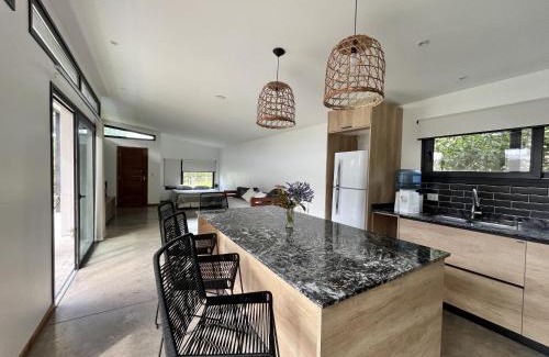 Los Acantilados Apartment | Casa Paola I Casa Studio en Acantilados con pileta 4PX I Hola Sur