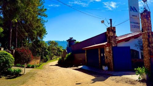 Amparo House | Casa para 8 Pessoas em Amparo