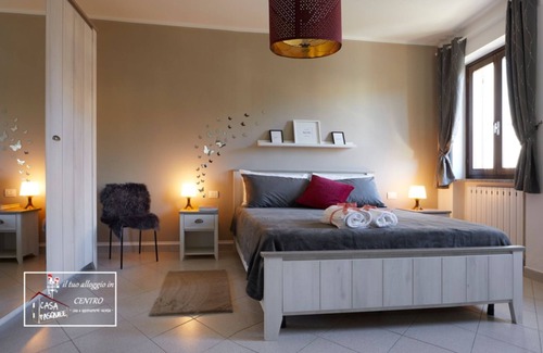 Vergiate Hostel | Casa Pasquee 10 - Deluxe Apartment in Central Area