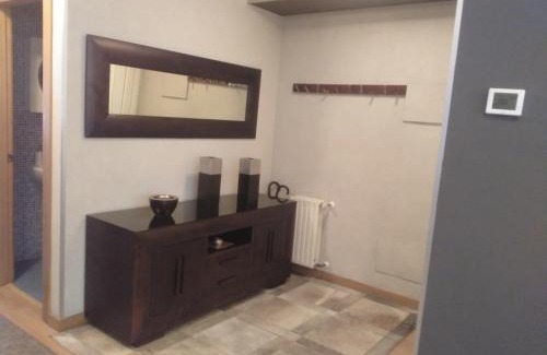 Distrito Oeste House | Casa Pimen