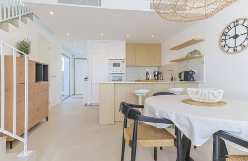San Fulgencio Ski Chalet | Casa Pinot, a stylish holiday home for 6 people with private pool on the Costa Blanca