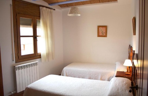 Colungo House | Casa Plana