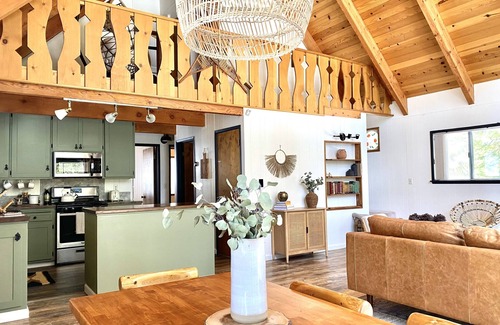 Springville Cabin | Casa Pondo Retreat