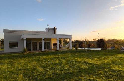 Concepcion del Uruguay House | Casa Quinta Los Alamos