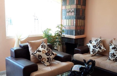Lasso Bed & Breakfast | CASA ROSADA B&B