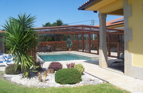 Cossourado House | Casa Rosanna bungalow, secure indoor saltwater swimming pool, panoramic view