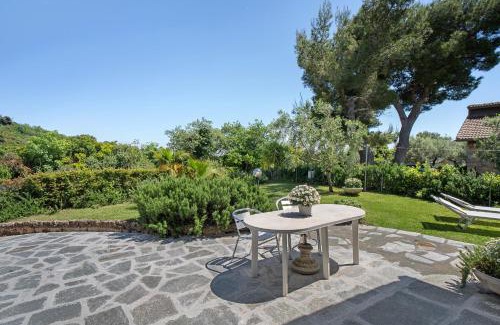 Cisano sul Neva Villa | Casa Rosmarino