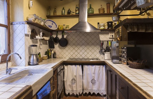 La Cellera de Ter House | Casa Rural Can Jepet