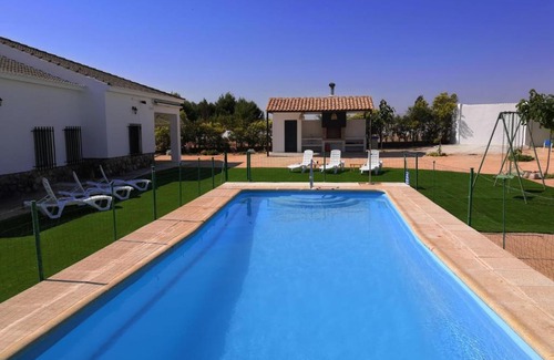 El Toboso House | CASA RURAL ENTRE ALMENDROS