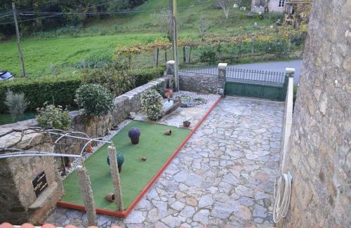 Maceira House | Casa rural Isaac - Casa turismo rural con piscina cerca de Santiago de Compostela