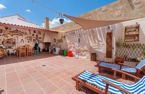 Camporrobles House | Casa rural La Luna