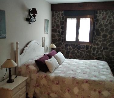 Bronchales House | Casa Rural Lahuerta