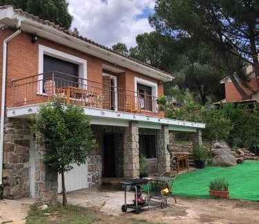 San Martin de Valdeiglesias House | Casa Rural Pantano de San Juan