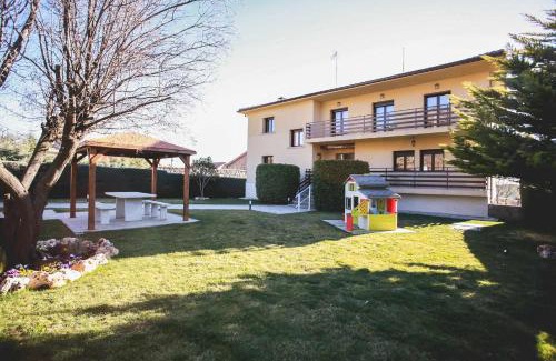 Zarzalejo Ski Chalet | Casa Rural Sierra Oeste