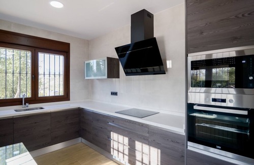 Riogordo Villa | Casa Rural Tajo de Gomer Riogordo by Ruralidays