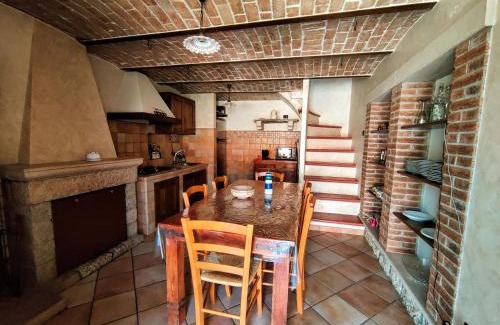 Sessano del Molise House | Casa rustica con terrazza e barbecue