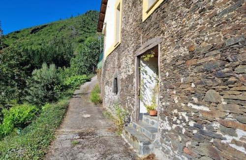 Illano House | Casa Satya