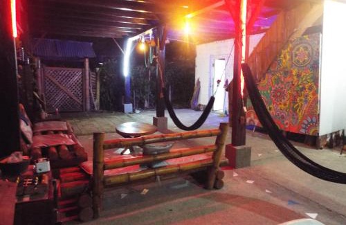 Montanita Hostel | Casa surf arrels