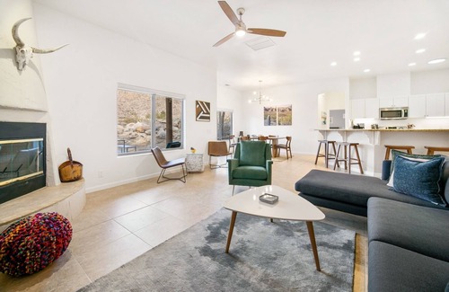 Joshua Tree House | Casa Tortuga - Hot Tub, Fire Pit, Grill & Jtnp! 4 Bedroom Home by RedAwning