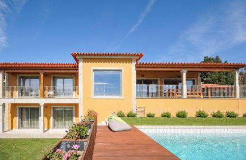Calheiros Villa | Casa Tranquilo