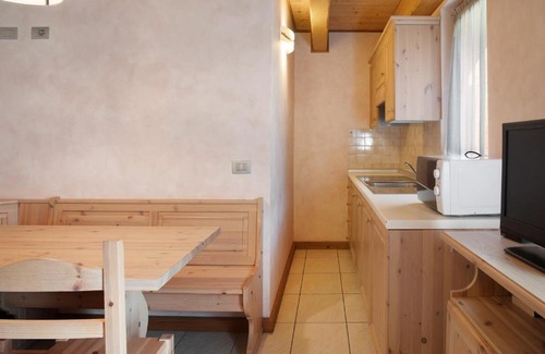 Chiesa in Valmalenco Apartment | Casa Vacanza La Rocca Bilocale