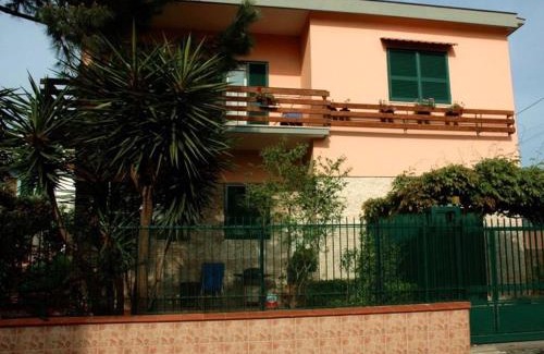 Trecase House | Casa Vacanze Il Gatto Rosso