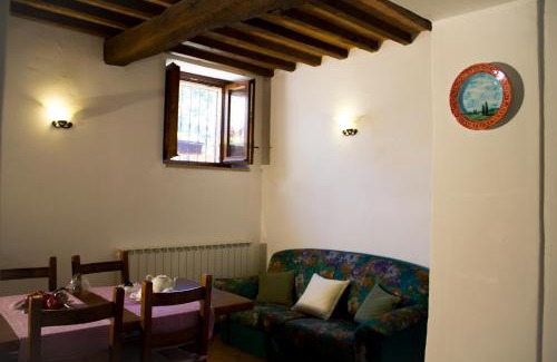 Piegaro House | Casa Vacanze Il Piccolo Noce