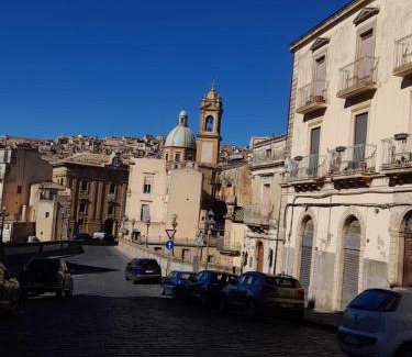 Caltagirone Apartment | Casa vacanze in centro!