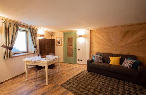 Arvier House | Casa Vacanze Petit Haury - Alloggi ad uso turistico vda Arvier n 0039 e n 0040 -