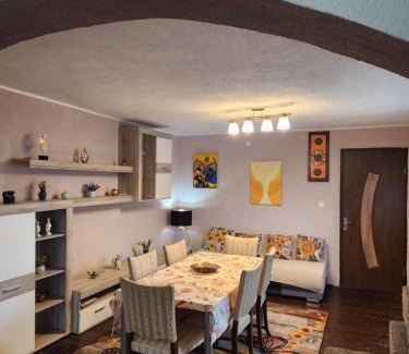 Bosorod House | Casa Verde