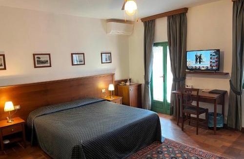 Agrate House | Casa Violetta B&B