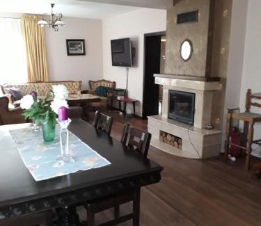 Bacau Villa | Casa VIP