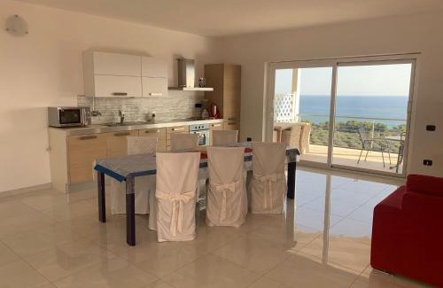 Pietrapaola Apartment | Casa vista mare-LATO EST