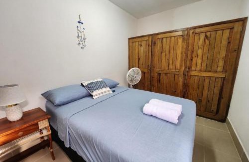 Granada House | Casa Yemaya Alojamiento Privado con wifi a Pasos de La Calzada