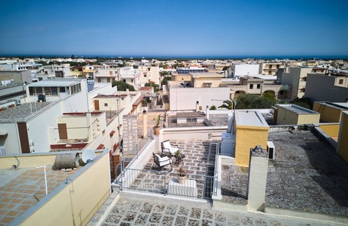 Montalbano Apartment | Casa Zizzi: intimate stay in Itria Valley