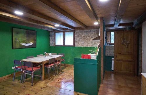 Gracionepel House | Casapirineos Apartamentos