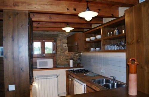 Lladurs Cottage | Casas Rurales La Salada for 4 people