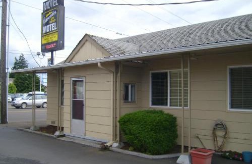 Lebanon Hotel | Cascade City Center Motel
