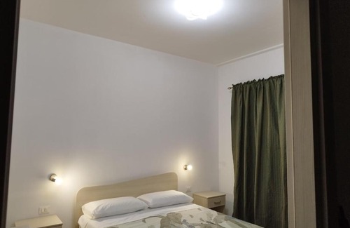 Grisolia Apartment | Case Perrone