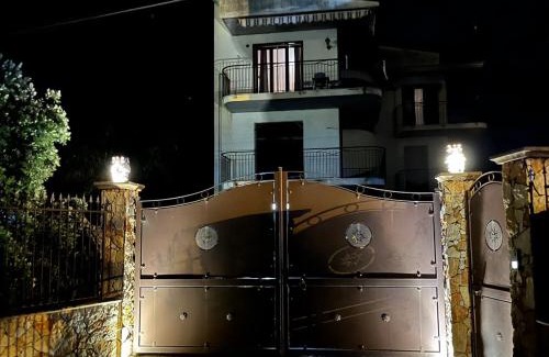 Calatabiano House | Case Vacanza Tony
