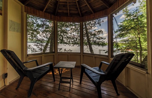 Tudor and Cashel Cottage | Cashel Cove