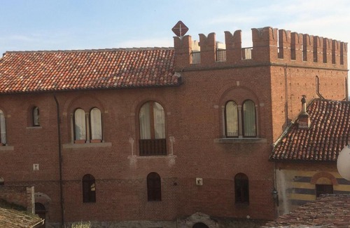 Rosignano Monferrato Bed & Breakfast | Castello Mellana