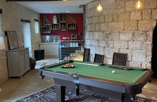 Noyers-sur-Serein House | Castle 31 persons