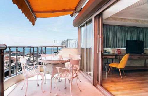 Emin Sinan Hotel | Castle Franco Suites