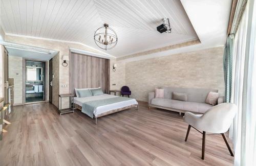 Emin Sinan Hotel | Castle Franco Suites