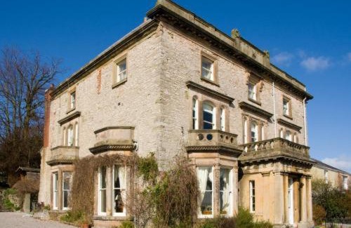 Denbigh Bed & Breakfast | Castle House B and B