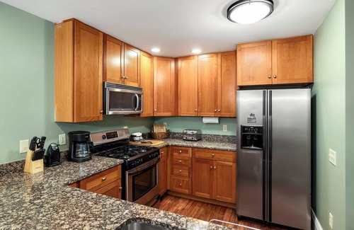 Proctorsville Condo | Castle Retreat – Pool, Spa & Mountain Adventures